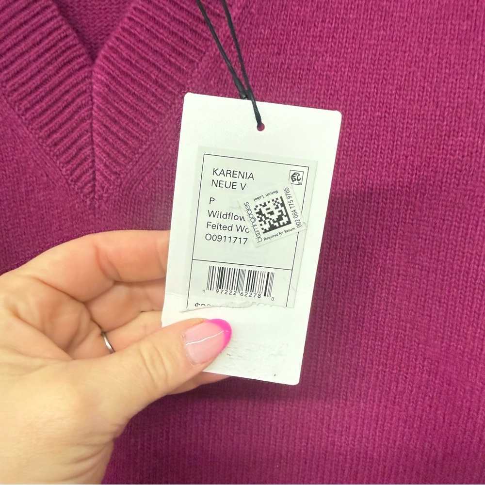 NWT THEORY Karenia Wool Cashmere Vneck Sweater Pink XS - Picture 3 of 6